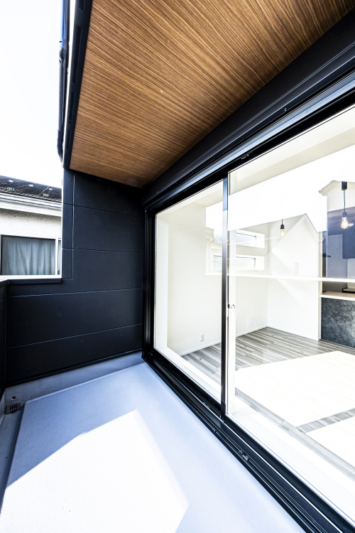 設備ギャラリー：バルコニーの画像