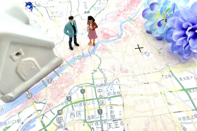 第二種住居地域での土地購入は可能？活用の幅や建築制限も解説