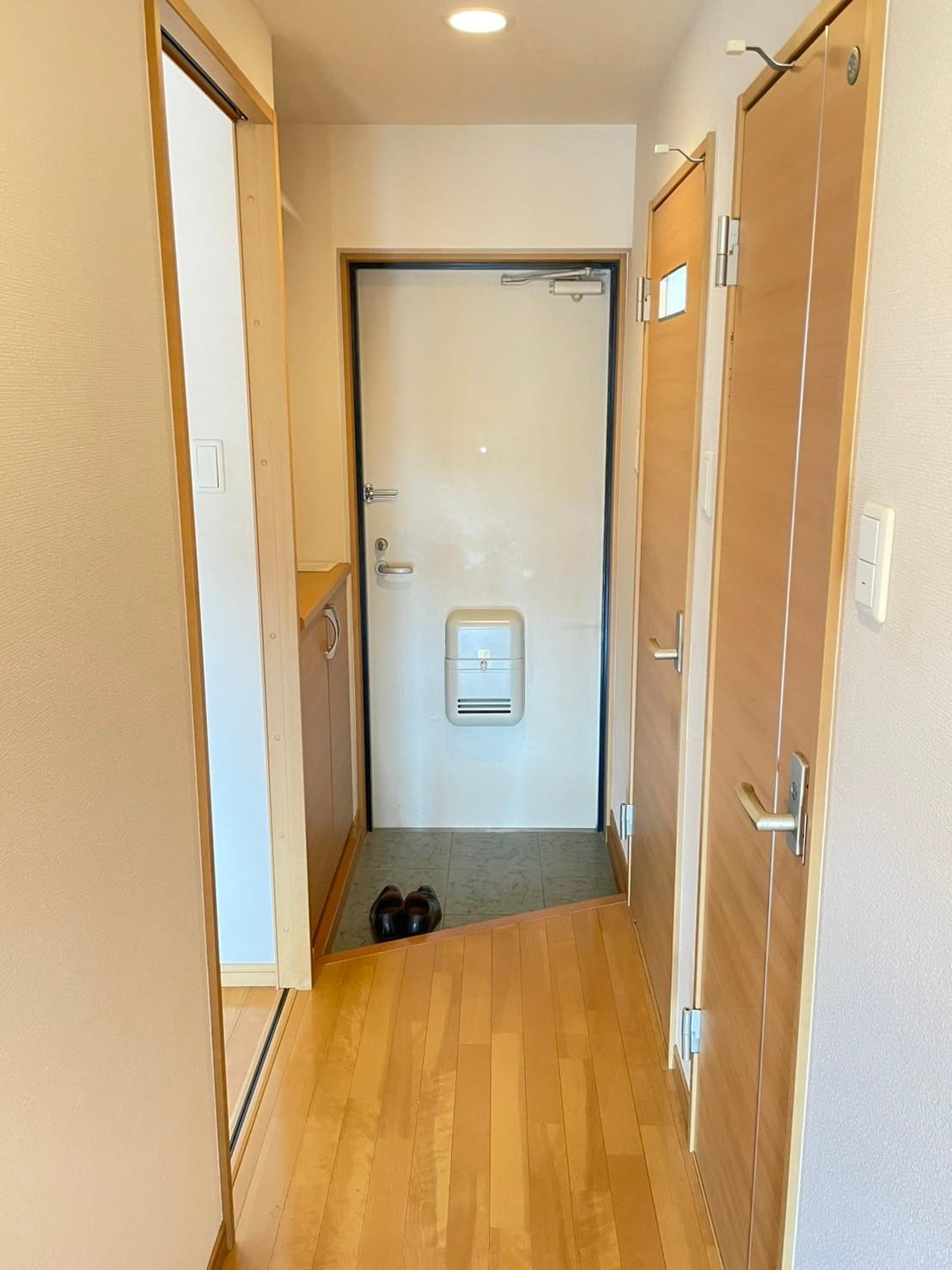 203号室 玄関 玄関スペース