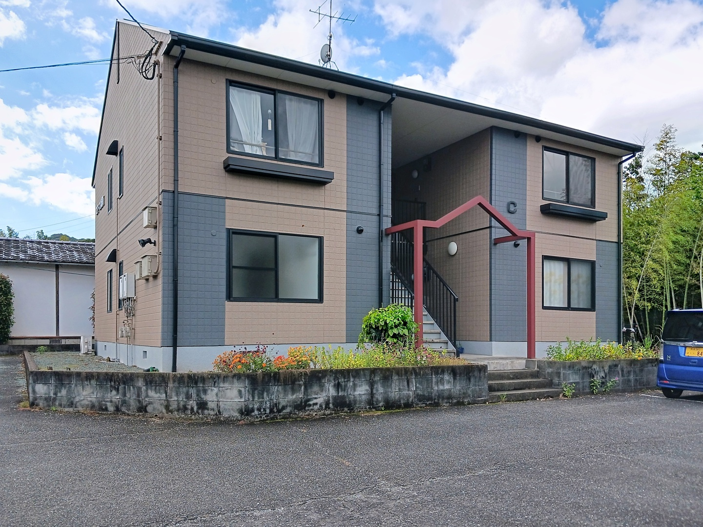 熊本市南区城南町東阿高　2F　角部屋　2LDKの画像