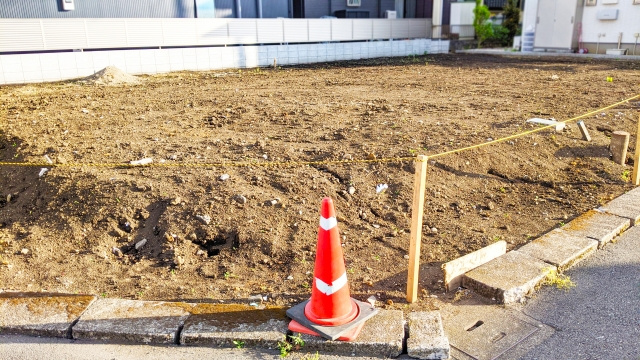 ハウスメーカーに土地を売るメリットは？高く売る方法や注意点も解説の画像