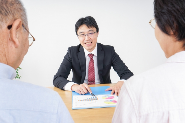 リースバック詐欺の手口について！契約前の確認点や相談先についても解説の画像