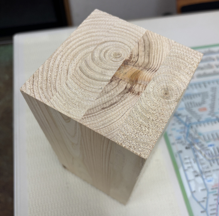 集成材の柱サンプル