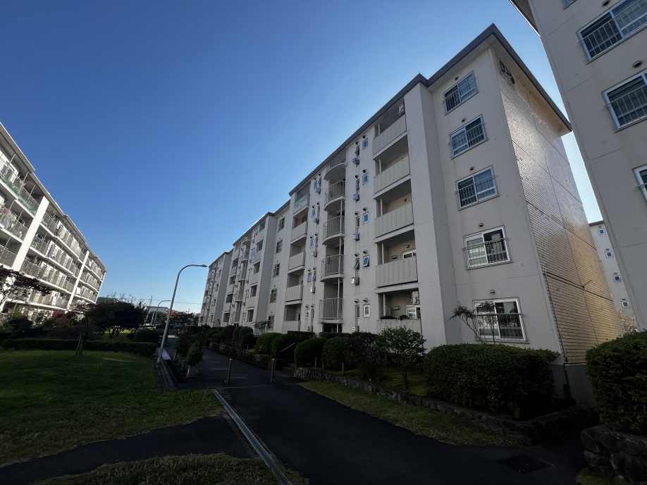 藤阪ハイツD6棟　買取査定依頼いただきました！の画像