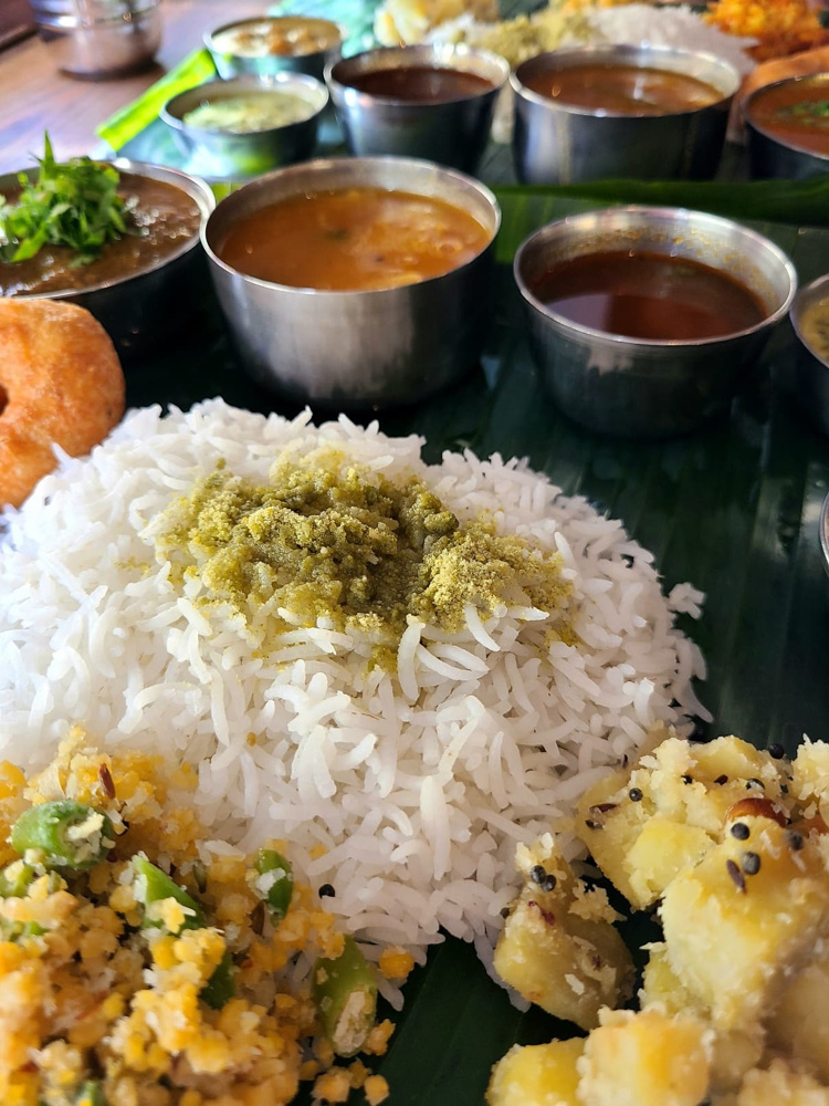 新潟市の岩室温泉街にある【南インド料理ネファラ】で、念願の“ミールス”を食べる。の画像