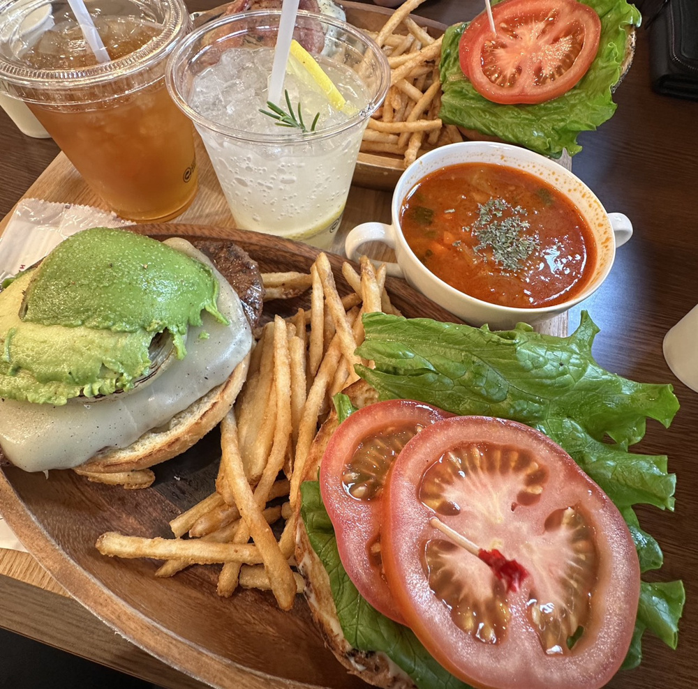 西五反田のハワイアンハンバーガー！！の画像