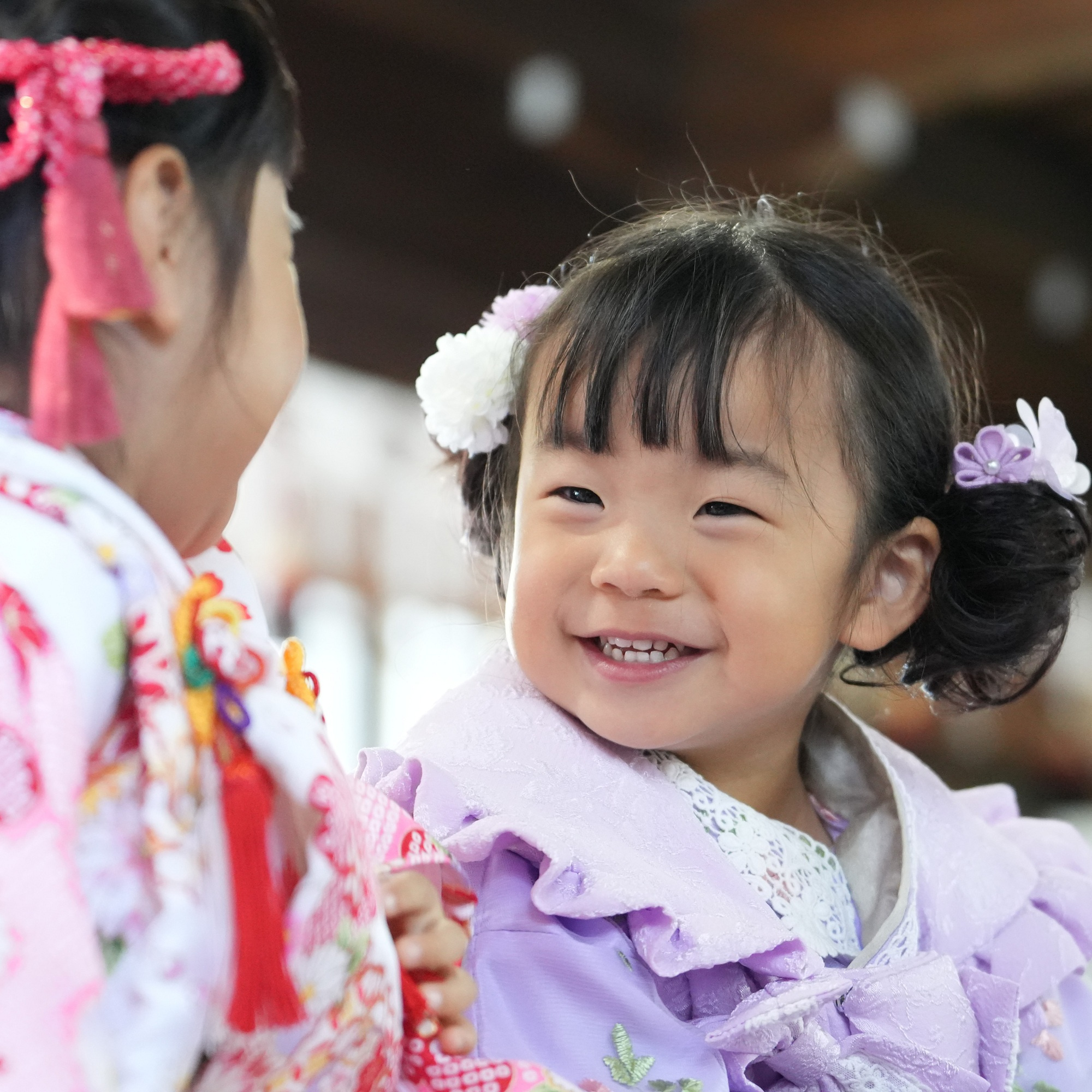 着物の女の子笑顔