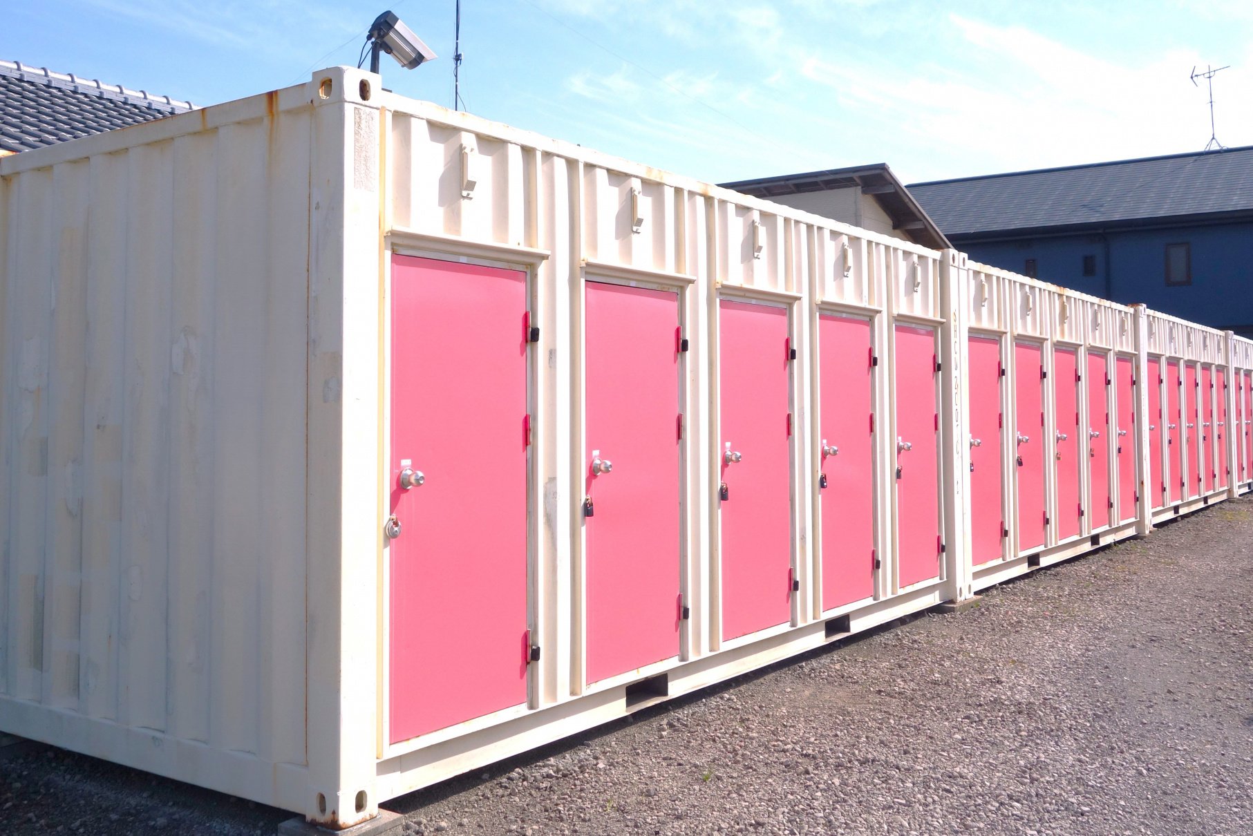 トランクルームに引っ越し荷物を預けるメリット