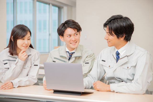 「福岡建設専門学校」の学科