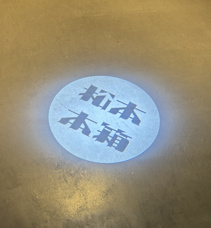 カフェと本の画像