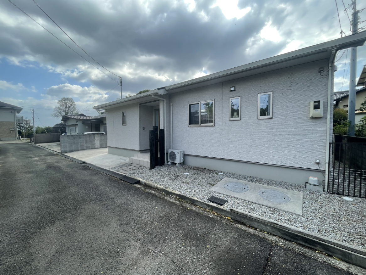 【新着物件のご紹介】岡本町平家戸建の画像