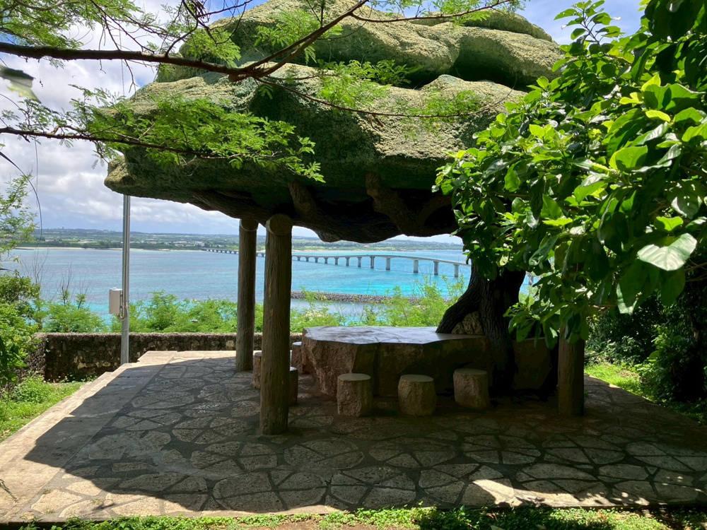 宮古島　来間「松の木展望台」の画像