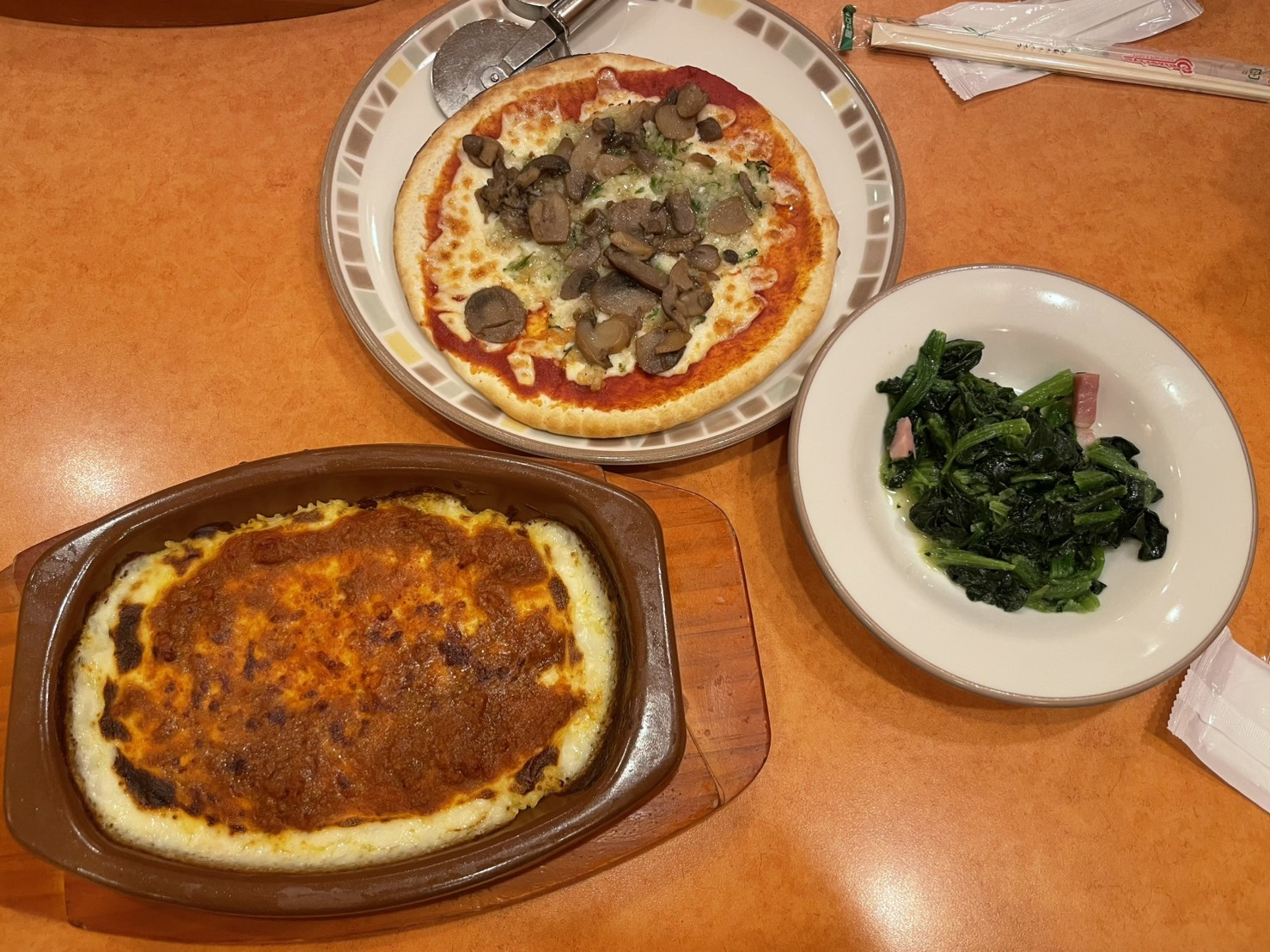 【六甲道ディナー】サイゼリヤで“ピザ・ドリア・ほうれん草のソテー”三点セットを堪能してきた【駅徒歩2分】の画像