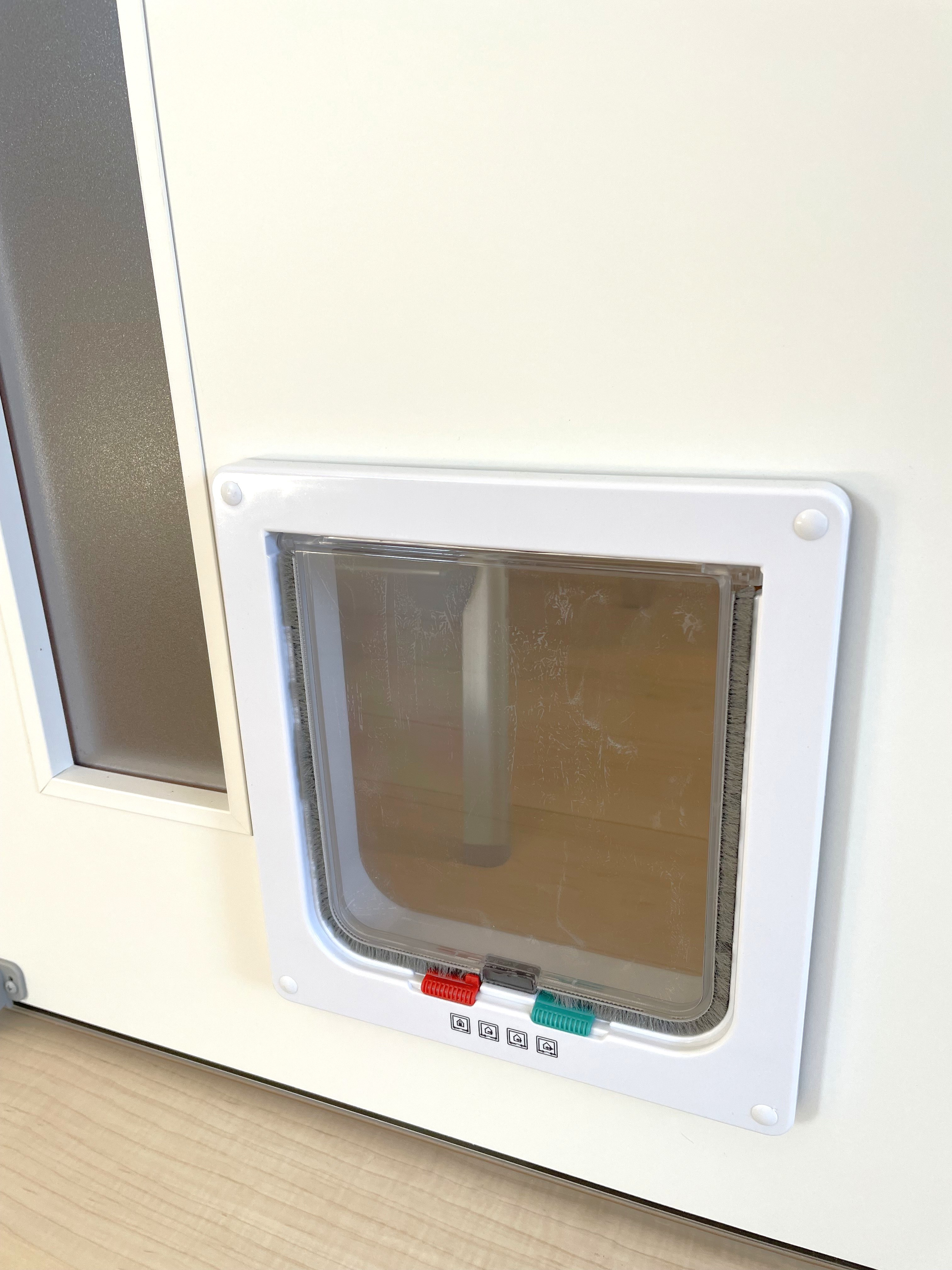 キャットドアで、もっと快適な住まいにの画像