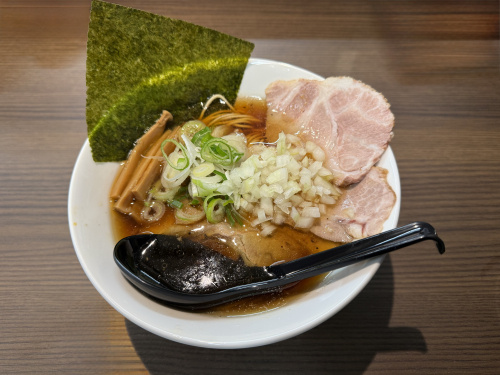 Nitta Homeのご近所グルメ！麺屋ともさんの中華そばを堪能の画像