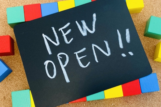 グランドオープンとは店舗の新規開店のこと