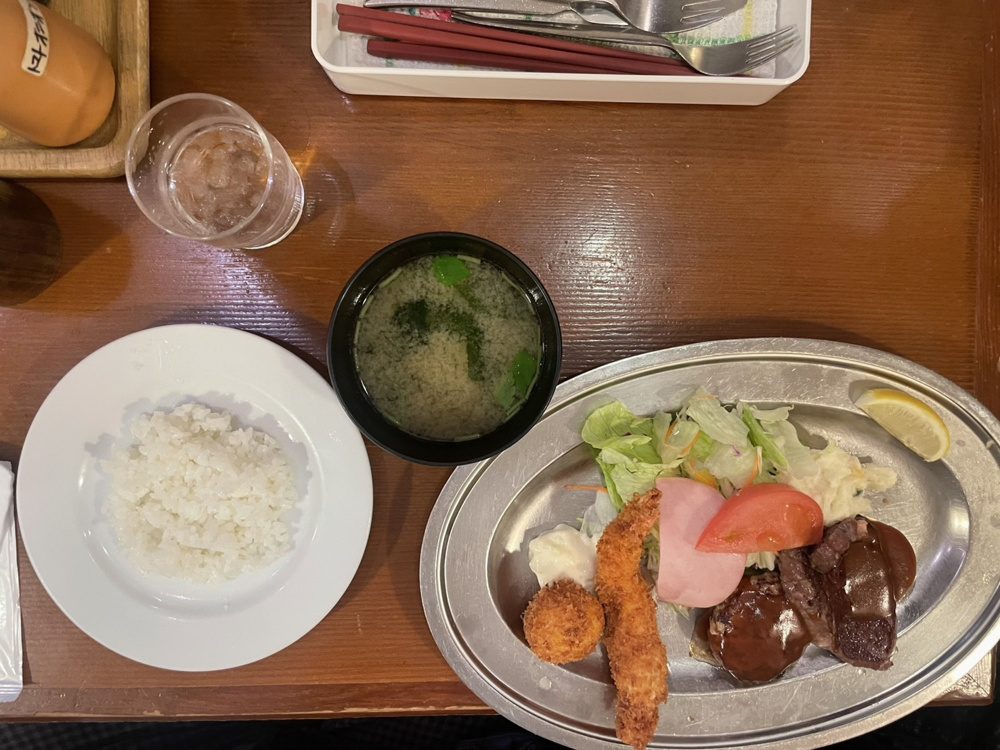 【石屋川・御影の名洋食】創業1985年「洋食の赤ちゃん」の画像