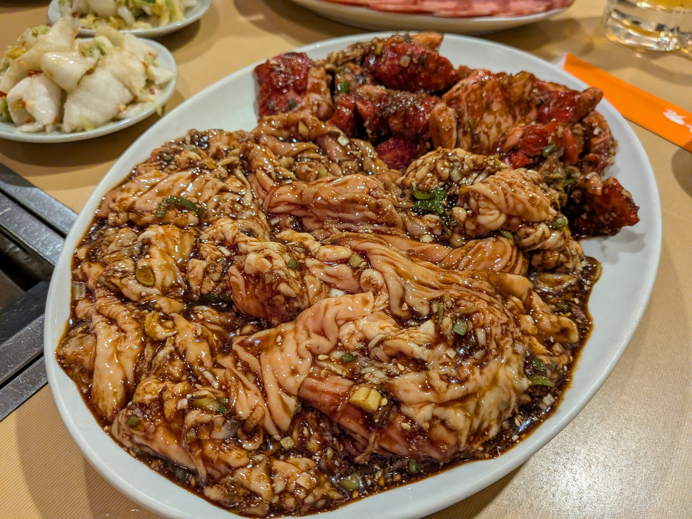 羽島市の焼肉名店「柿苑」で豪快な食事会！ ～スタッフと建物オーナー様との絆を深めた77皿の夜～の画像