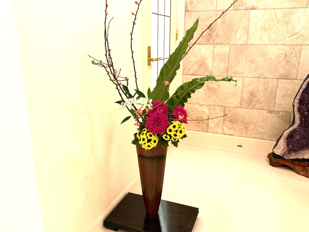 木瓜（ボケ）の生命力を生けるの画像