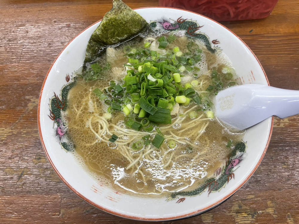 【住吉×豚骨ラーメン】深夜でも食べたい“本気の一杯” しぇからしか 東灘店｜替え玉150円・ニンニク50円が最強説の画像