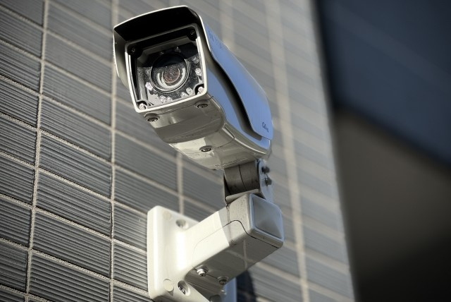 賃貸物件に防犯カメラは後付けできる？注意点や代替策も解説の画像