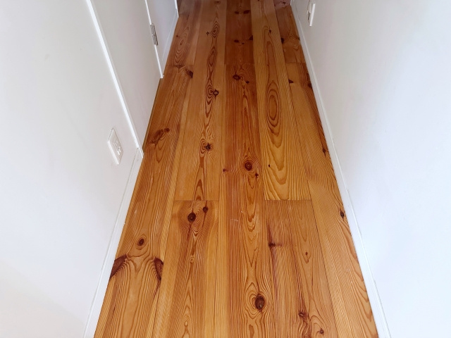 廊下のリノベーションのタイミングはいつ？床材選びや費用の目安も解説の画像