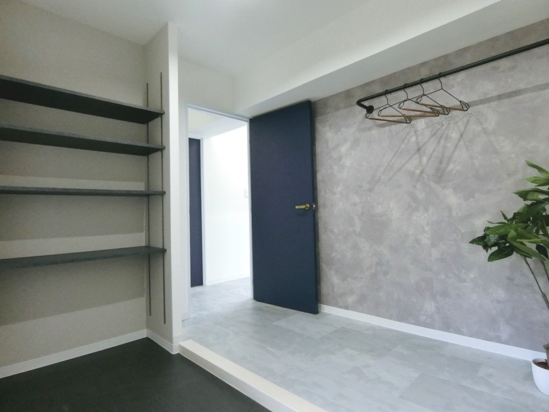 【リノベ事例】玄関土間＆ウォークスルークローゼットのある暮らしの画像