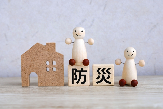 土地を購入する際に防火地域は重要？建築制限や火災保険も解説の画像