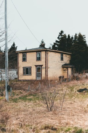 「実家が空家のまま。。。」放置の裏に隠された5つの心理的罠と、後悔しない「心の整理術」の画像