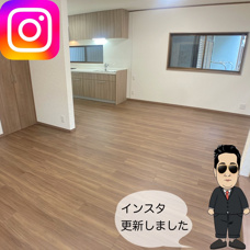 ☆リビングと庭を繋ぐウッドデッキ付☆の画像