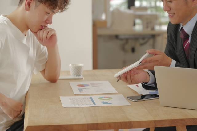 住宅ローンはプロに相談すべき