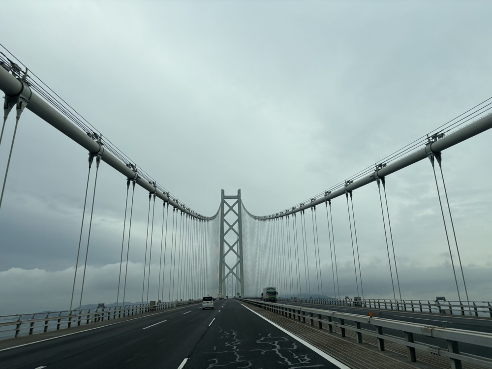 ふらっと明石海峡大橋を渡った日|曇り空のドライブの画像