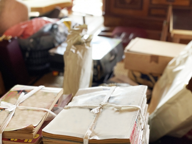 空き家の片付け費用はいくらかかる？売却せずに手放す方法も解説