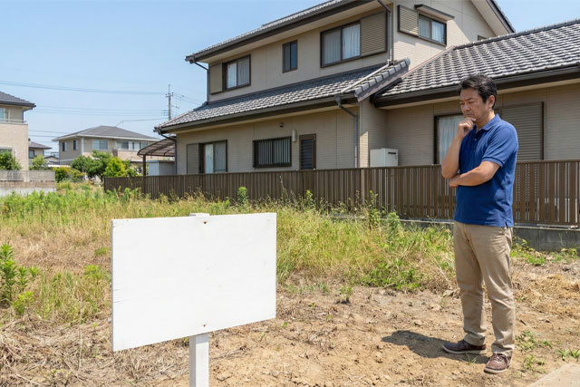 隣人トラブルを抱える土地の売却と告知義務