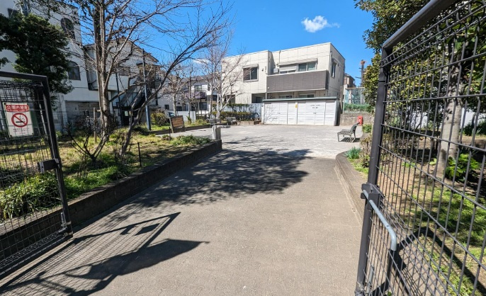 上十条五丁目緑地（かみじゅうじょうごちょうめりょくち）の画像