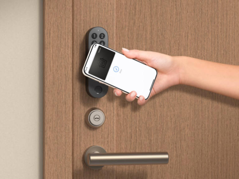 iPhoneかざしてカギ開くスマートロック、日本初Apple Home Key対応の画像
