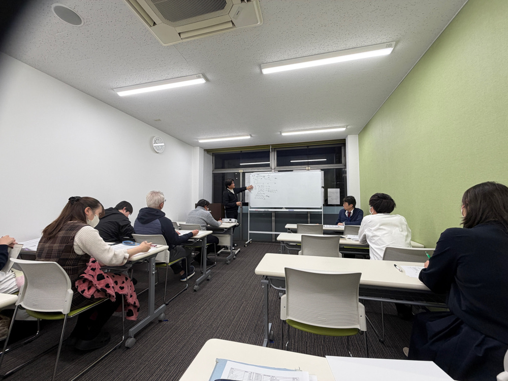 月次報告会の画像