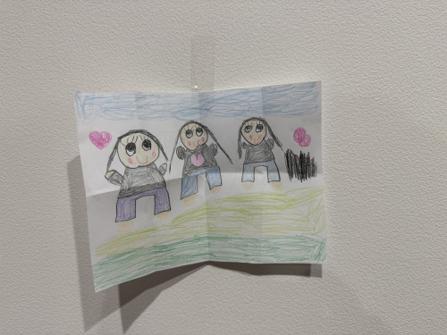 保育園で描いてきて仲良し3人の絵にほっこりした日の画像