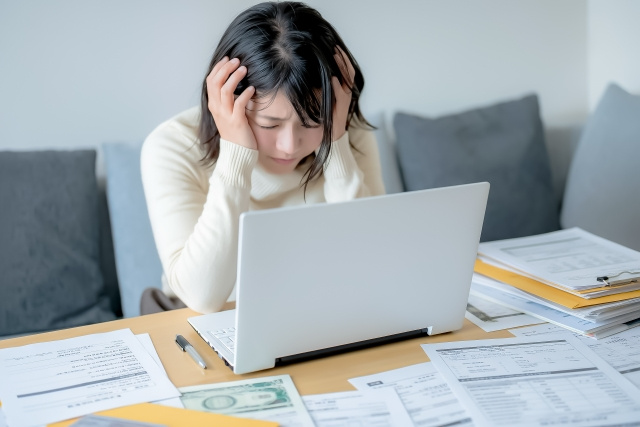 返済遅延による遅延損害金と救済措置