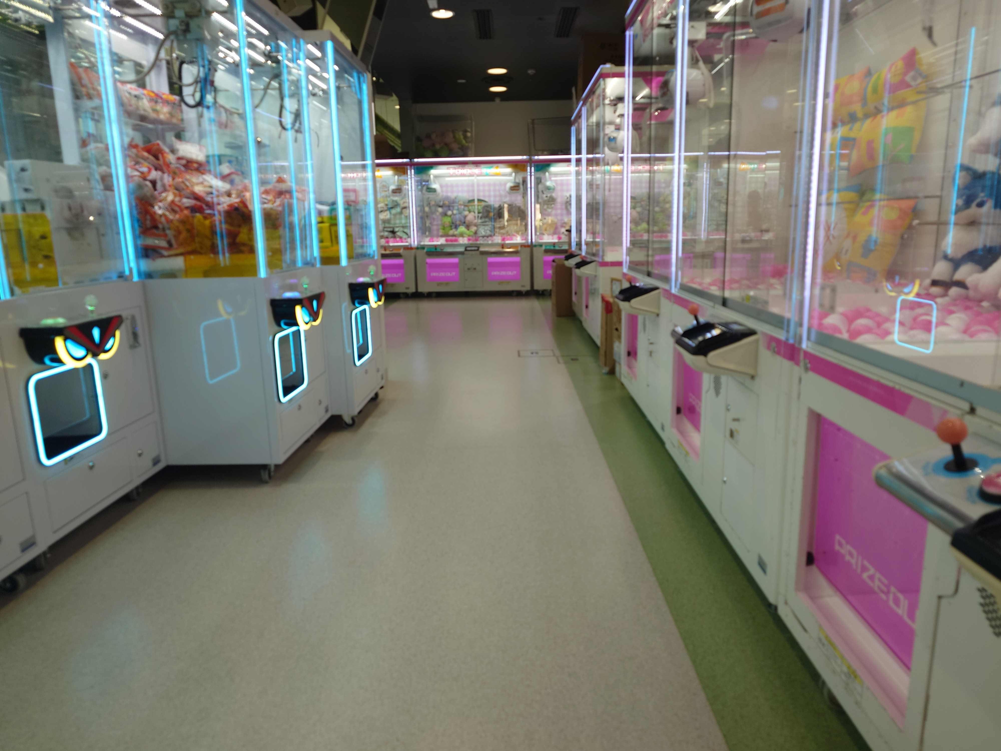 クレーンゲーム専門店の画像