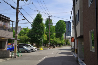 購入した土地に電柱があったらどうする？敷地料やデメリットも解説の画像