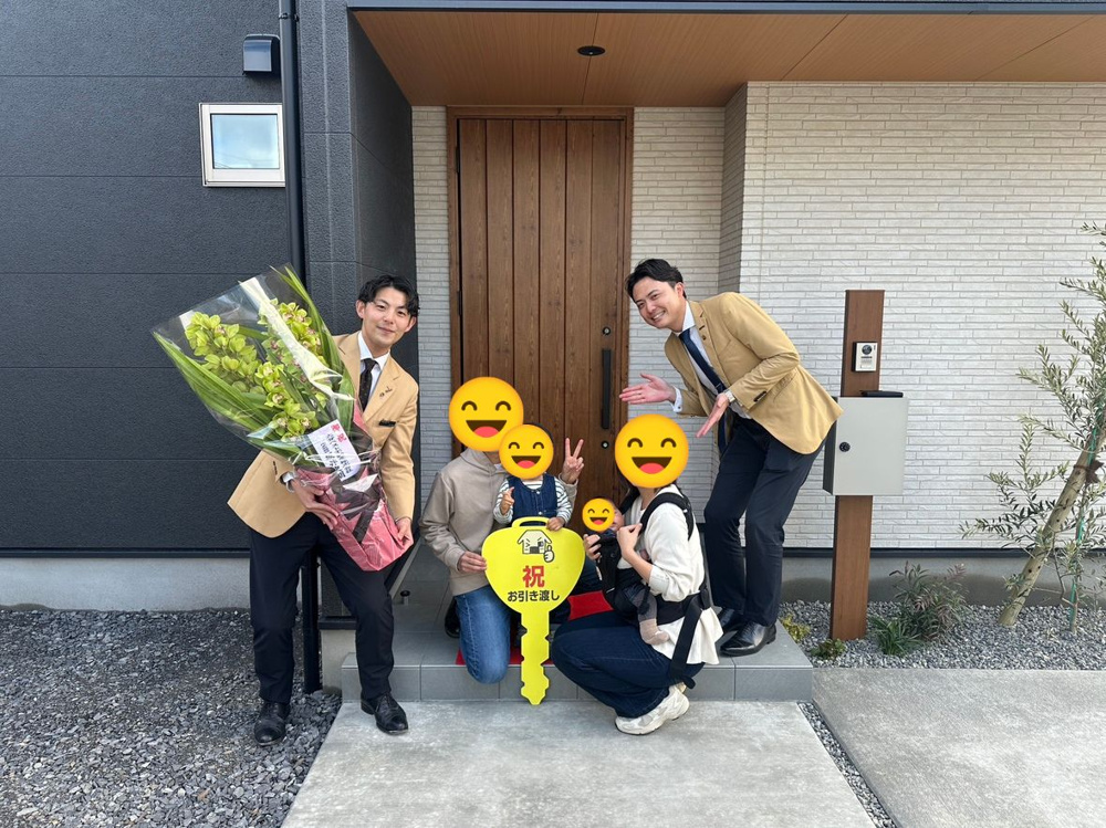 新築お引渡し式の画像