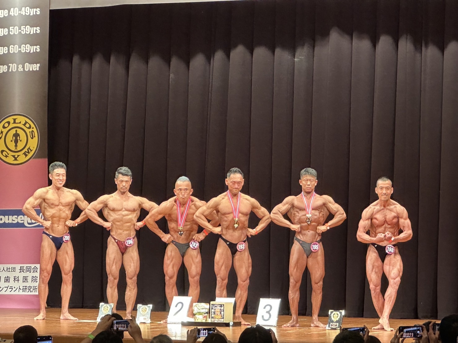 弊社の村越竜次がなかやまきんに君と激闘の画像