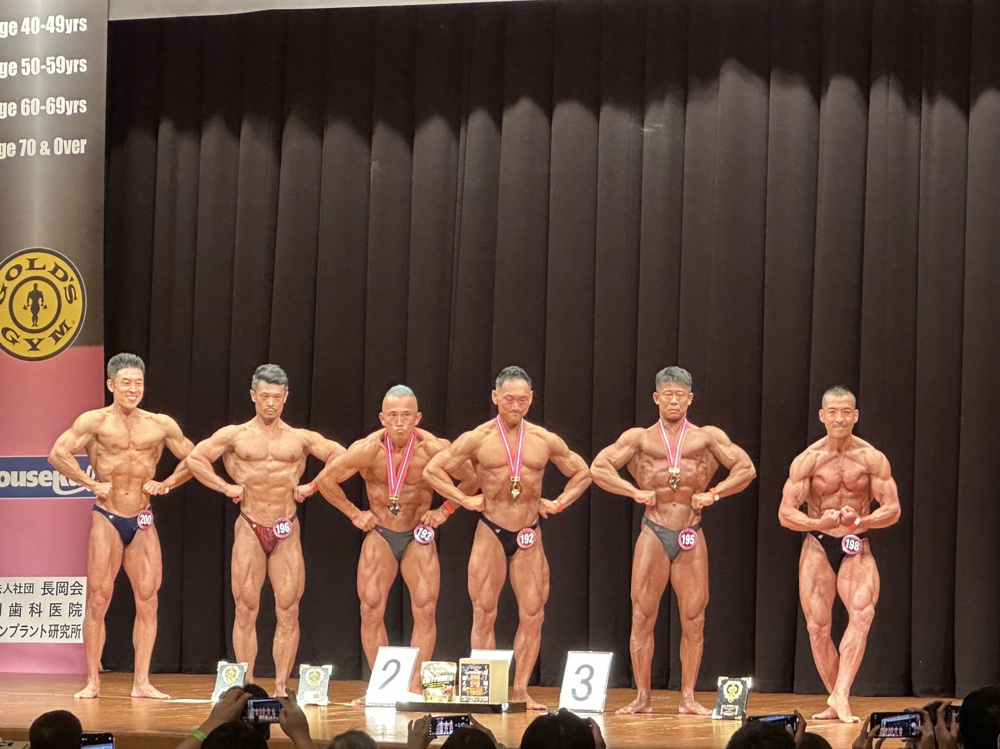 弊社の村越竜次がなかやまきんに君と激闘の画像