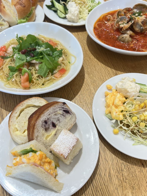 パン食べ放題♪の画像