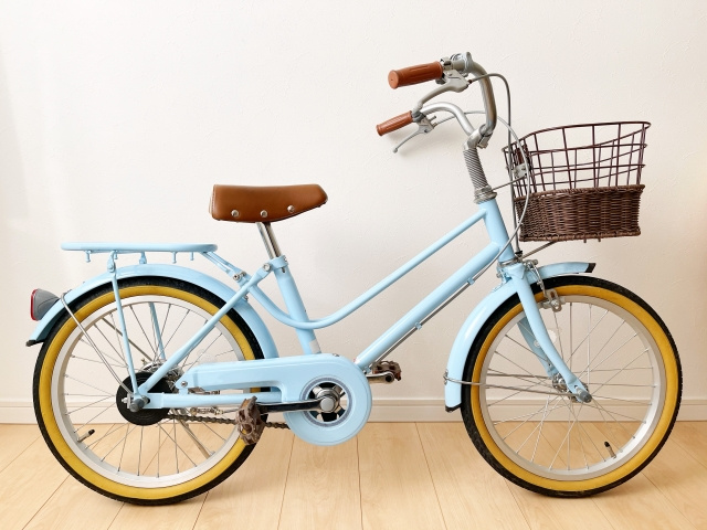 自転車を賃貸の室内に置くメリットは？保管方法や注意点についても解説