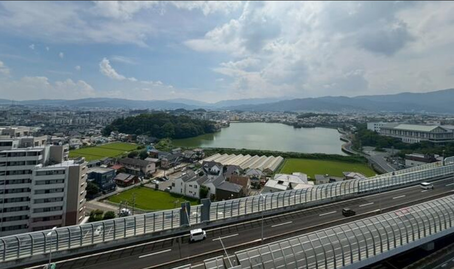リノベーションされた邸宅内部