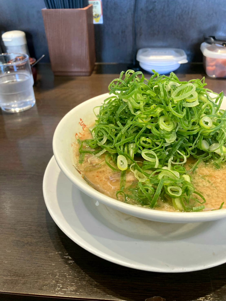 【新潟市東区で京都ラーメン】来来亭のこってりラーメン実食！背脂×鶏ガラ醤油スープがクセになる一杯の画像