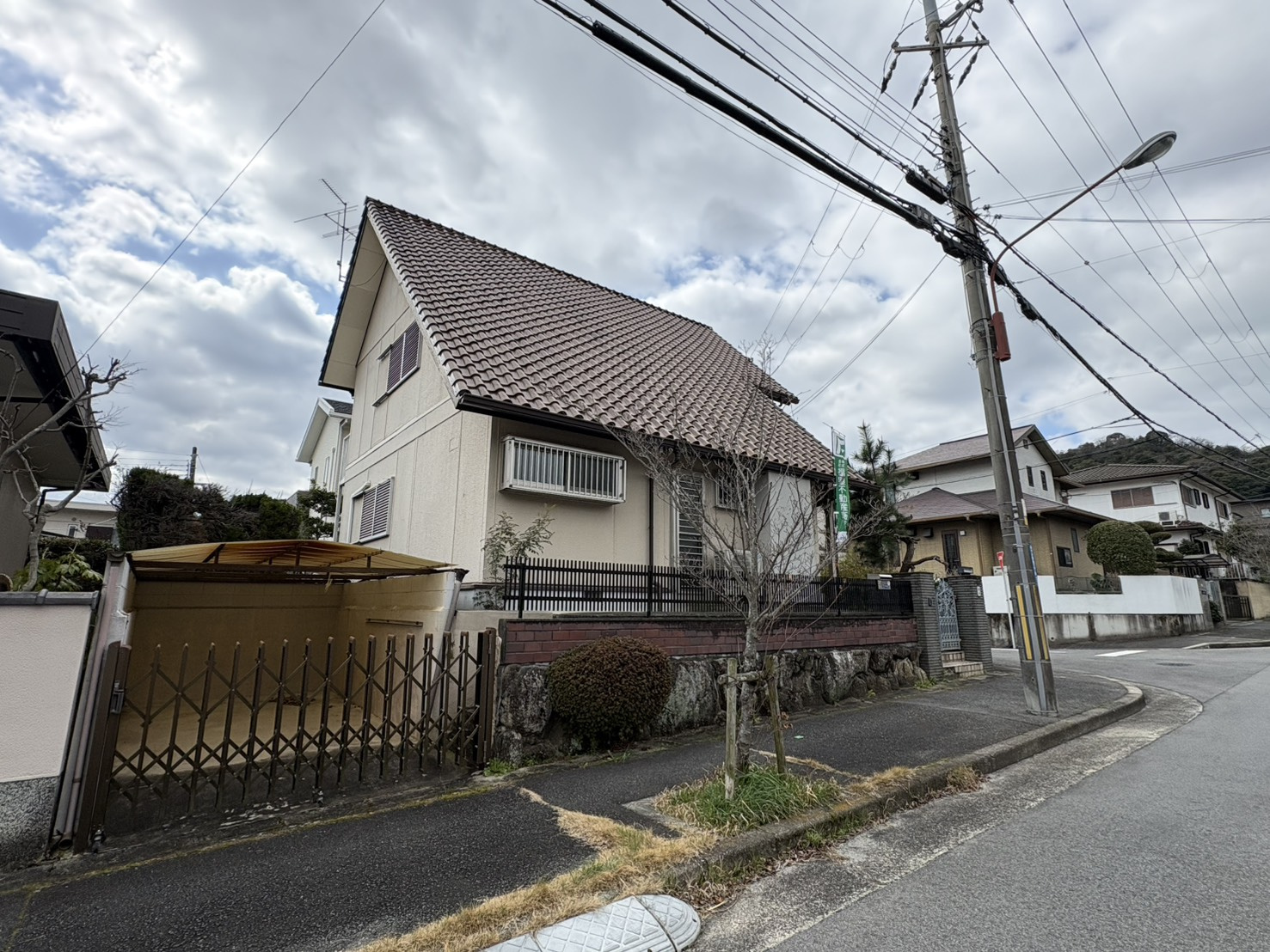 生駒市あすか野南の土地を買取させていただきました|角地で開放感◎の画像