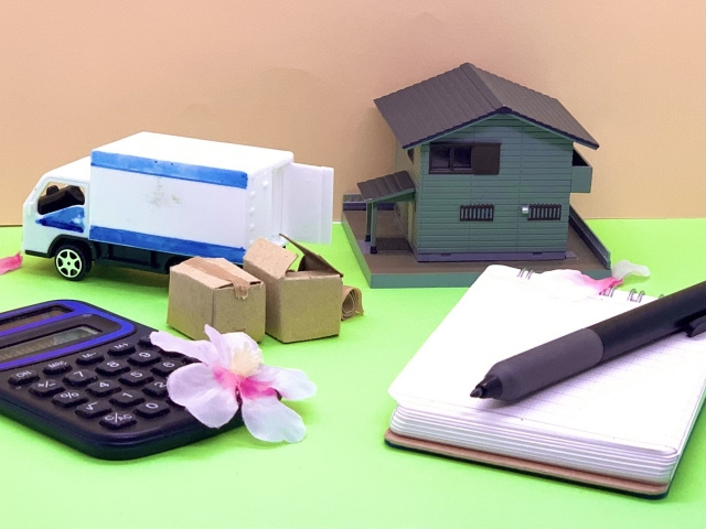 任意売却で引っ越し代を確保するには？競売との違いについても解説